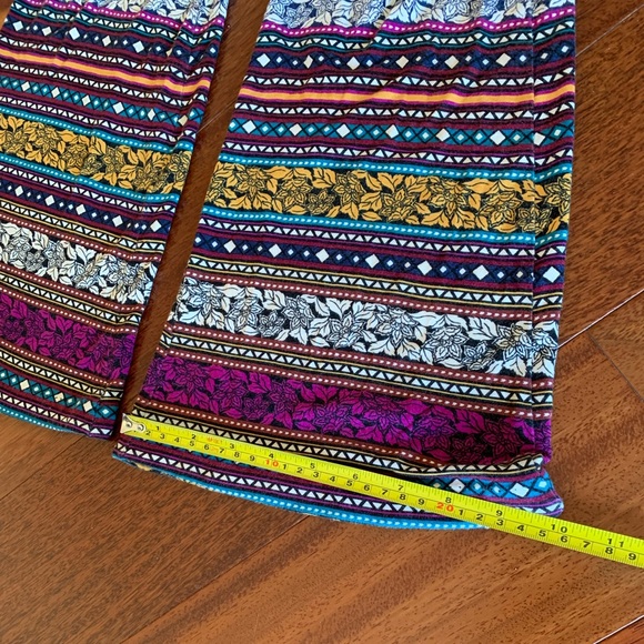 Flare Leggings (Extremely Soft), Size Small - Picture 9 of 13